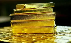 Gold price in Pakistan climbs by Rs9,100 per tola