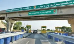 عدالت نے این ایچ اے کو نان ایم ٹیگ گاڑیوں سے اضافی ٹول ٹیکس وصولی سے روک دیا