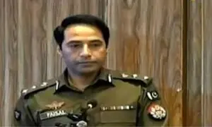 غیر ملکی خواتین اغوا کیس: ڈی آئی جی فیصل کامران اور صحافیوں میں سخت نوک جھونک غیر ملکی خواتین اغوا کیس: ڈی آئی جی فیصل کامران اور صحافیوں میں سخت نوک جھونک