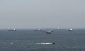 Four oil and gas tankers turn back from Hormuz after vessel attacks