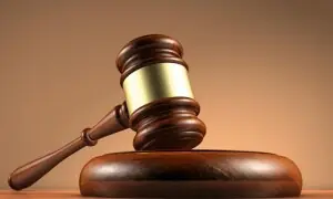 دولت کا لالچ؛ بچوں نے باپ کو ذہنی مریضوں کے اسپتال میں داخل کروا دیا