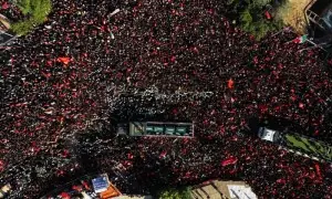 خامنہ ای کی آخری رسومات میں 4 کروڑ 30 لاکھ افراد شریک ہوئے: ایرانی میڈیا کا دعویٰ