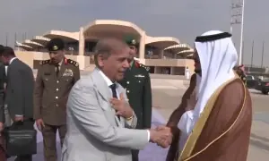 وزیرِ اعظم شہباز شریف کا ایک روزہ دورہ پر دوحا پہنچ گئے