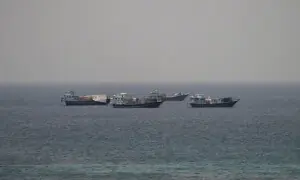 Trump: US 'Guardian of Strait', slaps 20% cargo charge