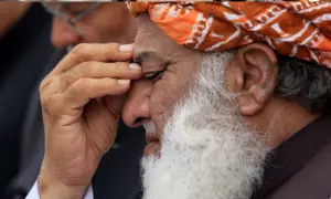 اداروں کے خلاف متنازع بیان؛ عدالت نے مولانا فضل الرحمان کو طلب کرلیا