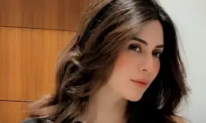 ماڈل ہما سلیم کا معروف پاکستانی کرکٹر پر ہراسانی کا الزام، قانونی کارروائی کا عندیہ ماڈل ہما سلیم کا معروف پاکستانی کرکٹر پر ہراسانی کا الزام، قانونی کارروائی کا عندیہ