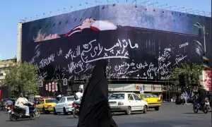 ٹرمپ کی میت کا دیوہیکل بل بورڈ تہران میں آویزاں