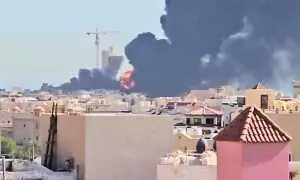 امریکا کی ایران پر نویں روز بھی بمباری؛ پاسدارانِ انقلاب کا دو تیل بردار جہاز تباہ کرنے کا دعویٰ امریکا کی ایران پر نویں روز بھی بمباری؛ پاسدارانِ انقلاب کا دو تیل بردار جہاز تباہ کرنے کا دعویٰ