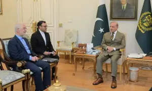 PM meets Iran's interior minister, urges return to diplomacy with US PM meets Iran's interior minister, urges return to diplomacy with US