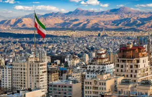 پہاڑ، صحرا اور جزائر پر مشتمل 'قدرتی قلعہ'، ایران پر زمینی حملہ کیوں آسان نہیں؟