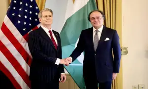 Pakistan seeks $10bn in US backstop facility to boost reserves