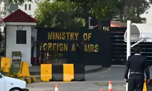 سعودی عرب اور بحری جہازوں پر حملے: پاکستان نے حوثیوں کو خبردار کردیا