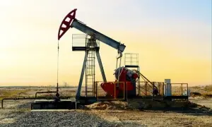 امریکا ایران کشیدگی میں کمی کے بعد عالمی تیل کی قیمتیں گر گئیں