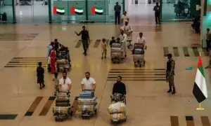 یو اے ای میں ویزا مسائل کے شکار افراد کو فوراً دبئی امیگریشن آفس پہنچنے کی ہدایت یو اے ای میں ویزا مسائل کے شکار افراد کو فوراً دبئی امیگریشن آفس پہنچنے کی ہدایت