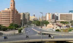 کراچی: موسم گرم رہنے کا امکان، بعض علاقوں میں بوندا باندی متوقع