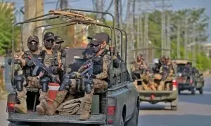 مذاکرات کی کوئی گنجائش نہیں، دہشت گردوں کو ریاست کے آگے جھکنا ہوگا، ڈی جی آئی ایس پی آر