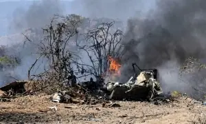 پیرو میں سیاحوں کا طیارہ گر کر تباہ، 13 افراد ہلاک پیرو میں سیاحوں کا طیارہ گر کر تباہ، 13 افراد ہلاک