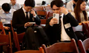 Why more young South Koreans are heading to Japan for work
