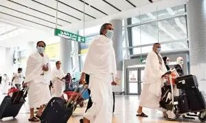 عمرہ زائرین کے لیے نئی شرط، فوڈ واؤچرز لازمی قرار عمرہ زائرین کے لیے نئی شرط، فوڈ واؤچرز لازمی قرار