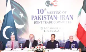 Iran eyes stronger trade links with Pakistan via Karachi, Gwadar ports