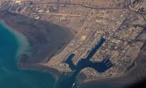 US, Iran, Oman close to Hormuz deal; announcement likely today