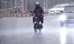 PMD forecasts rain in KP, hot and humid weather elsewhere