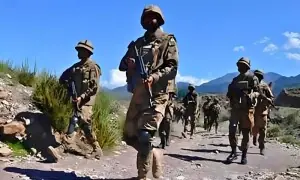 بلوچستان میں سیکیورٹی فورسز کے دو بڑے آپریشن، 12 دہشت گرد ہلاک بلوچستان میں سیکیورٹی فورسز کے دو بڑے آپریشن، 12 دہشت گرد ہلاک