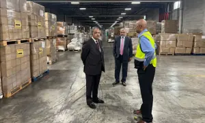 Pakistan ambassador visits Indiana textile supplier to promote US trade ties