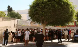Spain imposes border checks on Italy amid migration dispute
