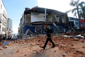 Buildings collapse as major quake rocks Colombia and neighbours