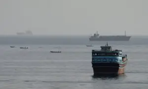 Iran says it controls Strait of Hormuz Iran says it controls Strait of Hormuz