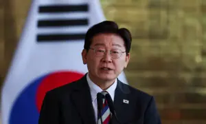 South Korea&rsquo;s Lee calls for talks with North to pursue peaceful coexistence