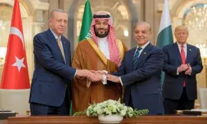 معاہدۂ مکّہ پر ٹرمپ کا ردِعمل: مشرقِ وسطیٰ میں امریکی تسلط کے خاتمے کا اعتراف یا نئی امریکی حکمتِ عملی؟