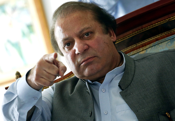 Emotional Nawaz challenges opponents | Aaj News