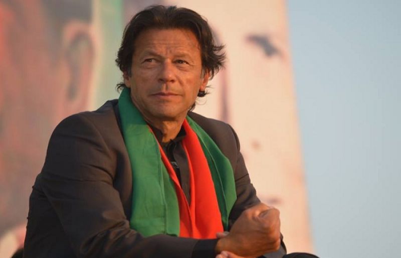 Imran Khan says taking Overseas loans cost Pakistan prestige | Aaj News