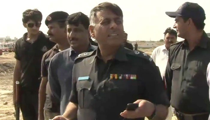 Rao Anwar's every encounter is suspicious | Aaj News