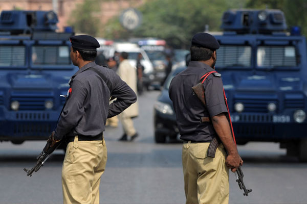 کراچی :گاڑیوں پر اوورلوڈنگ کیخلاف مہم جاری