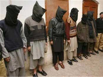 پشاور :پولیس کا سرچ آپریشن ،14 مشتبہ افراد گرفتار