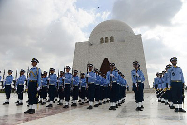 قائداعظم کی یومِ ولادت عقیدو احترام سے منائی گئی