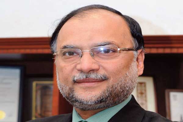 نظام تعلیم کو عالمی معیار کے مطابق لا رہے ہیں،احسن اقبال