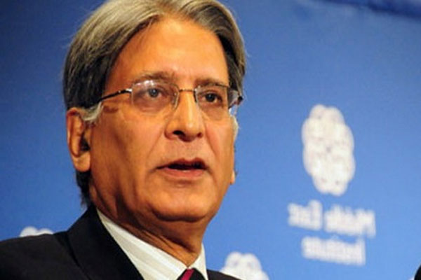 اٹھارہویں ترمیم کے بعد صوبے خودمختار ہیں ،اعتزاز احسن