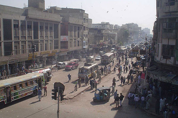 کراچی میں نئی عما رتیں بھی مخدوش ہونا شروع