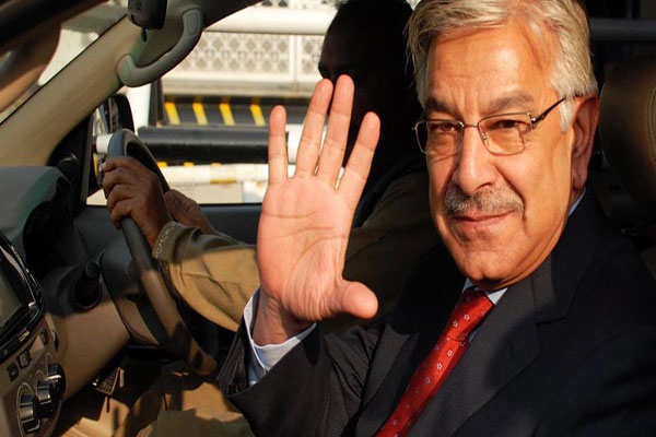 موجودہ دور میں فوج کے کردار سے مطمئن ہوں ، خواجہ آصف