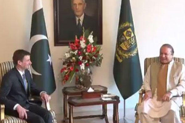 وزیراعظم نوازشریف سےامریکی سفیر ڈیوڈ ہیل کی ملاقات