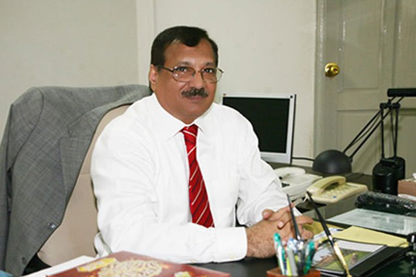 سابق آڈیٹرجنرل کے ناقابل ضمانت وارنٹ گرفتاری