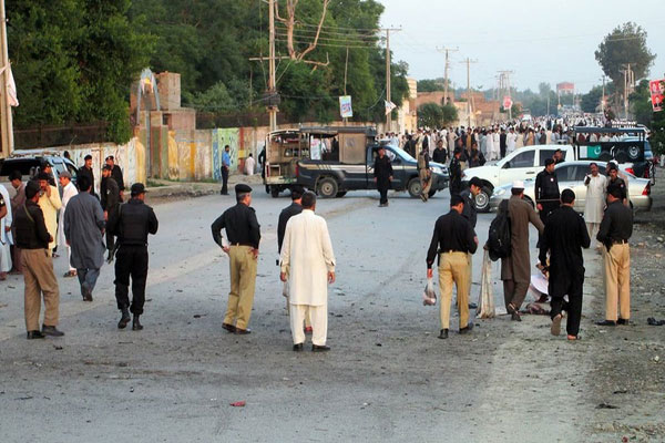 آرمی چیف جنرل راحیل شریف کے افغان قیادت سے رابطے