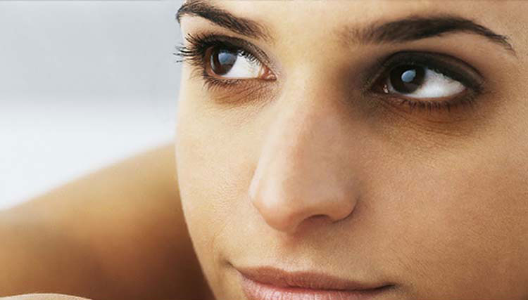 آنکھوں کے  گرد حلقے ،اب نو پرابلم