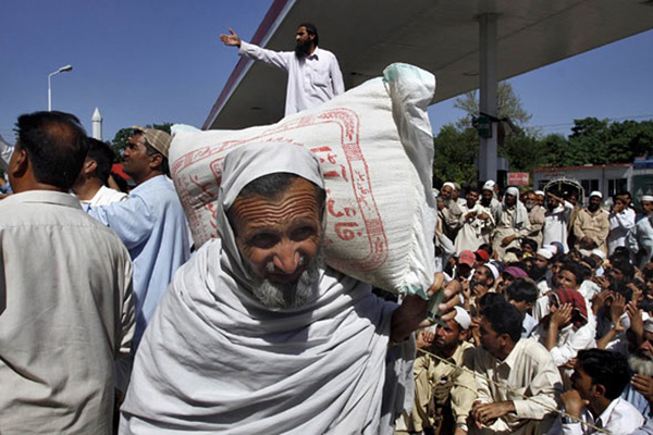 گلگت بلتستان میں آٹے کا بحران شدت اختیارکرگیا