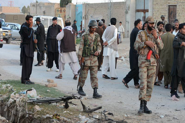 کوئٹہ:فورسزکی گاڑی پرمبینہ بم حملہ،چھ اہلکارشہید