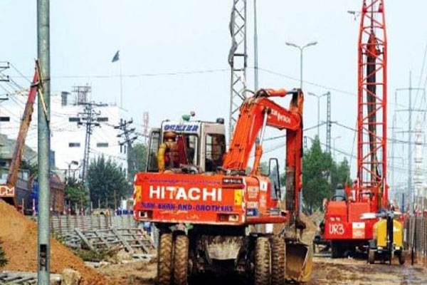 لاہور:میٹرو ٹرین ٹریک پر کرنٹ لگنے سے دو مزدور جاں بحق